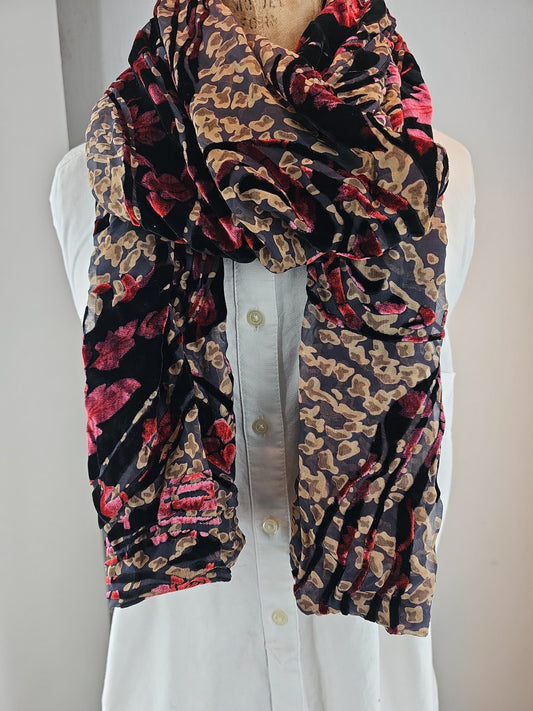 Autumn Noir Scarf
