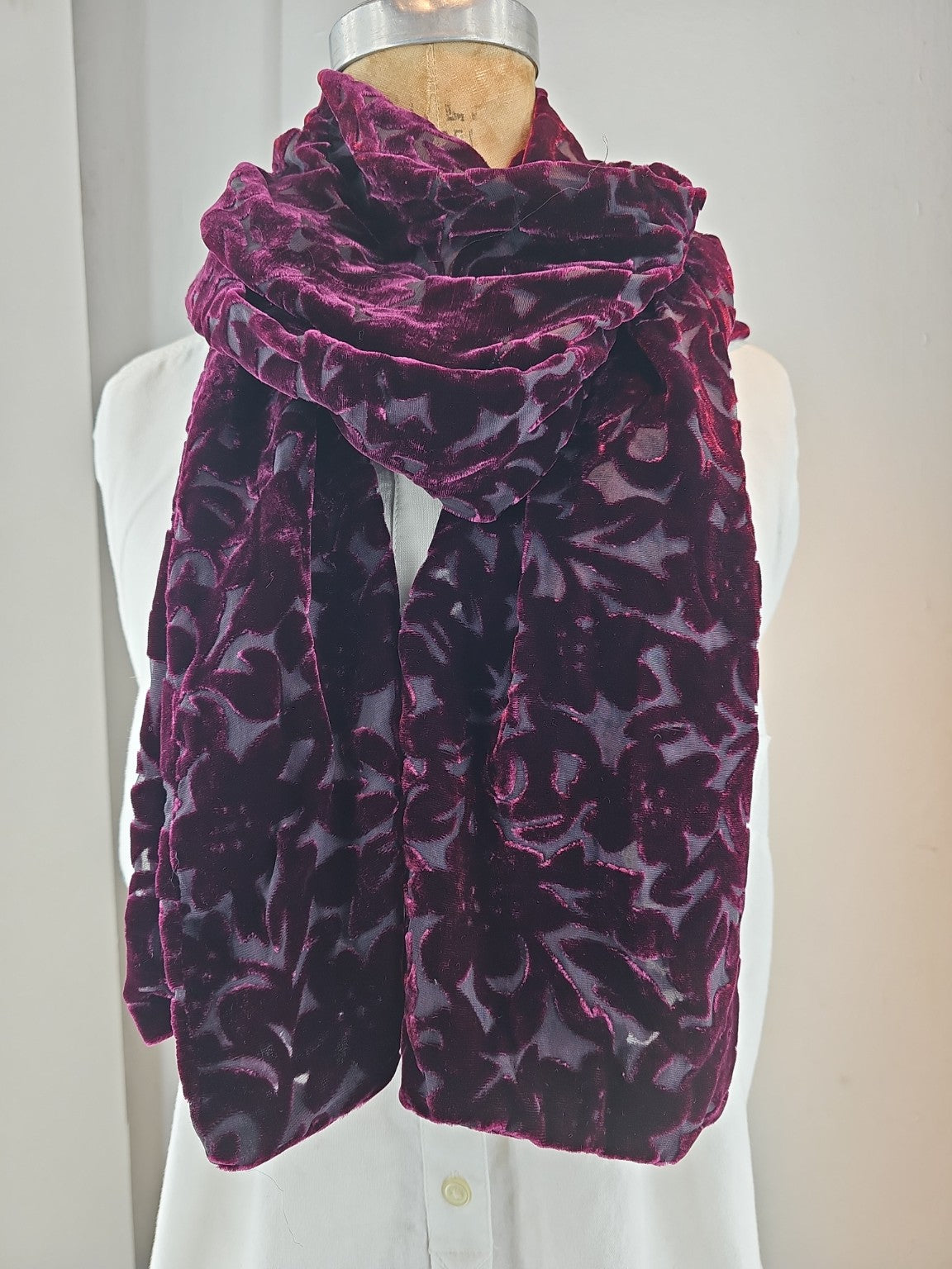 Merlot Bloom (Crushed Velvet Floral Burnout)