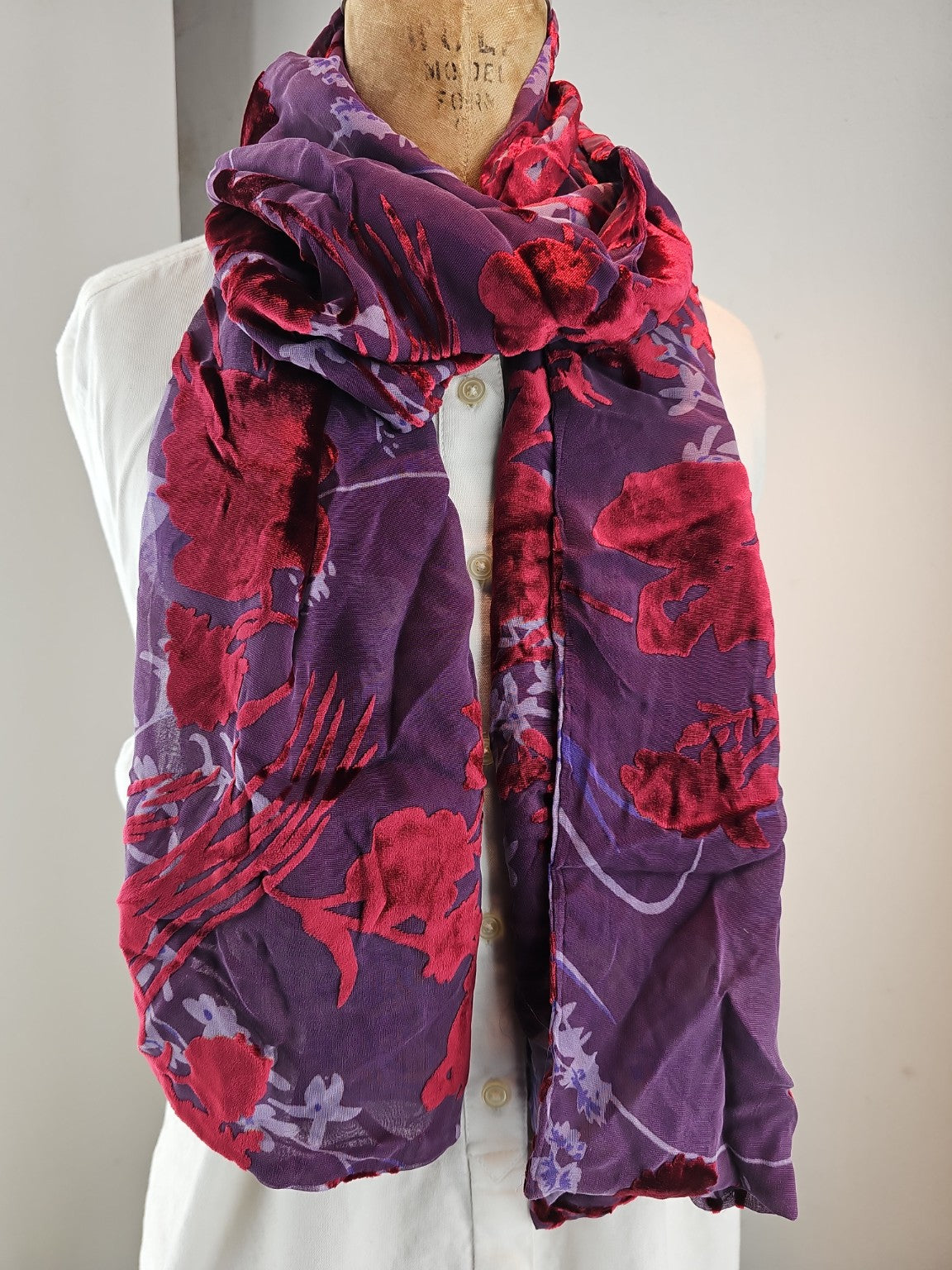 Amethyst Bloom (Silk Burnout Velvet)