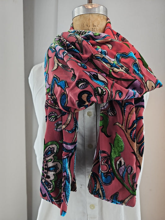 Persian Rose (Velvet Tapestry Pattern)