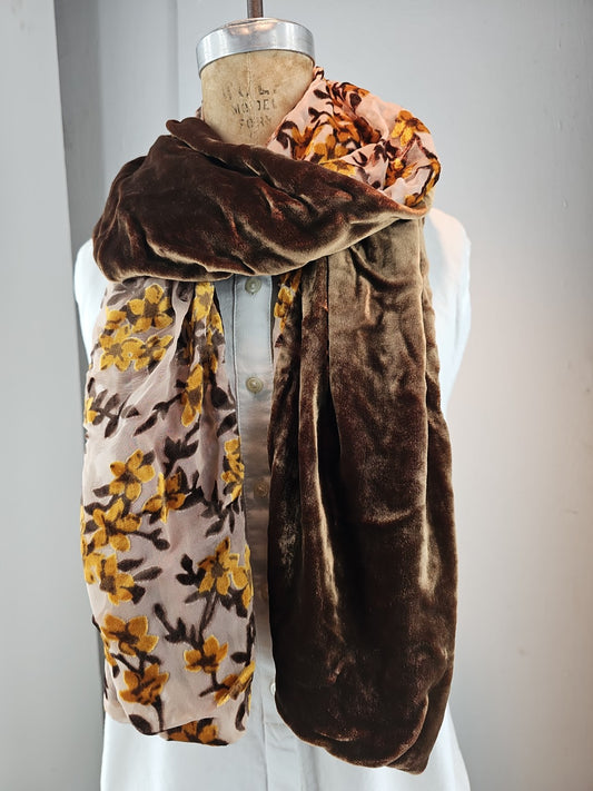 Woodland Amber (Velvet Blossom Pattern)